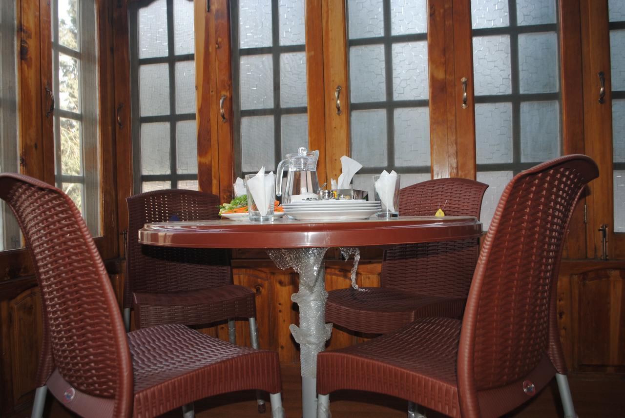 Cozy Lodge Gilgit Kültér fotó